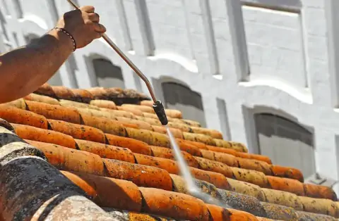 Nettoyage de toitures - Fabrezan